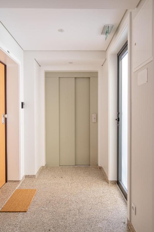 Apartment Wanderlust, By Bolhao Residences Porto